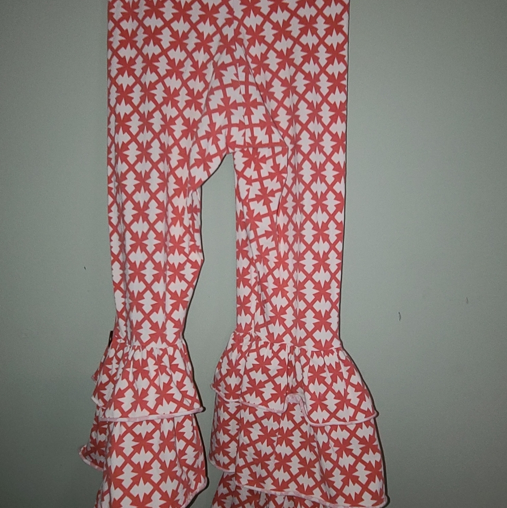 Ruffle pants